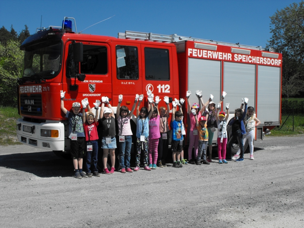 Kinderfeuerwehr am 07.05.16 zum Thema Teamwork