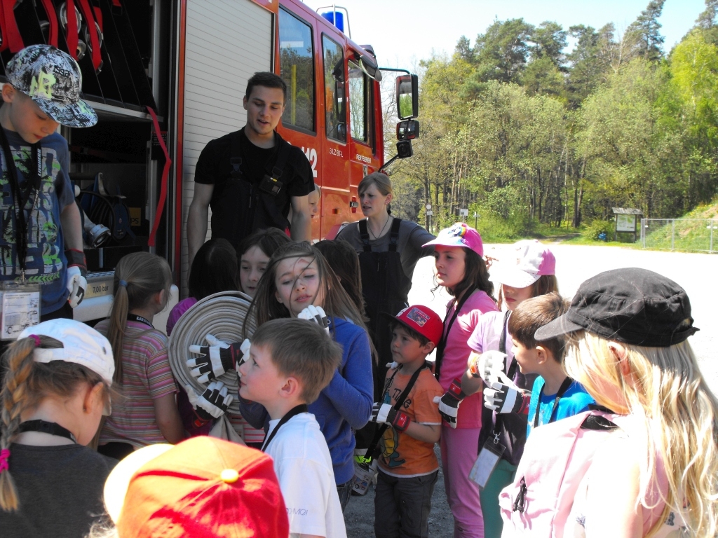 Kinderfeuerwehr am 07.05.16 zum Thema Teamwork