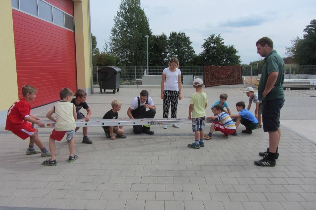 Kinderfeuerwehr am 03.09.16 zum Thema Rettung aus Höhen