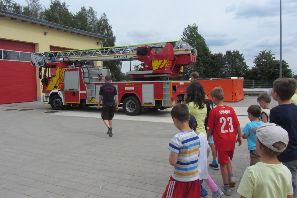 Kinderfeuerwehr am 03.09.16 zum Thema Rettung aus Höhen