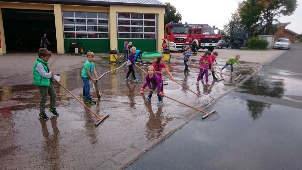 Kinderfeuerwehr am 01.10.16